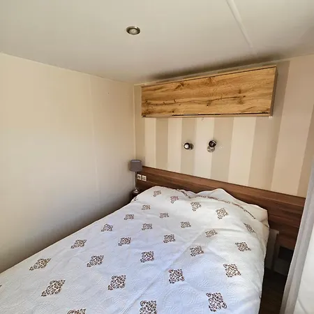 Mobil-home Le Bosc 5 Personnes Camping