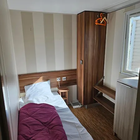 Camping Mobil-home Le Bosc 5 Personnes *